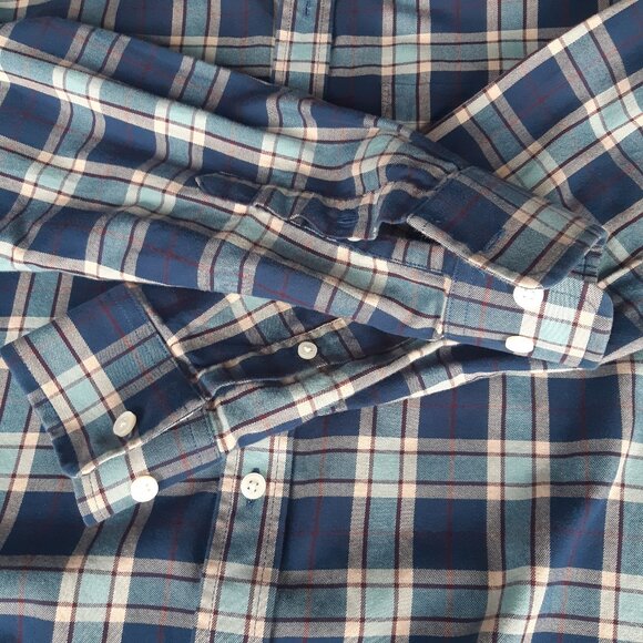 Banana Republic SZ M Lightweight Flannel Men's Blue Plaid Button Up Shirt - Picture 5 of 12